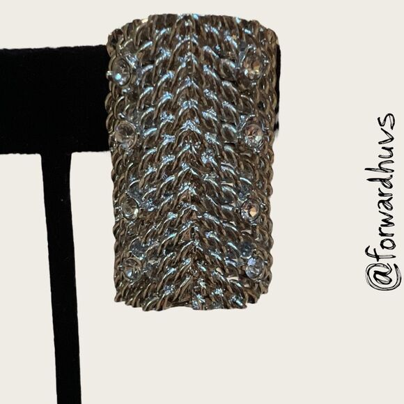 Vintage Brutalist Clip-Ons – Embedded Rhinestones & Sculptural Texture - Picture 11 of 12